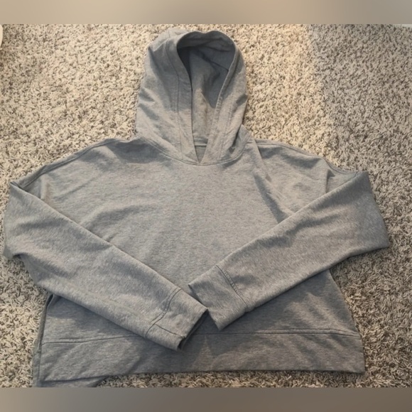 Lululemon Cropped Hoodie Size 12 - Picture 1 of 3
